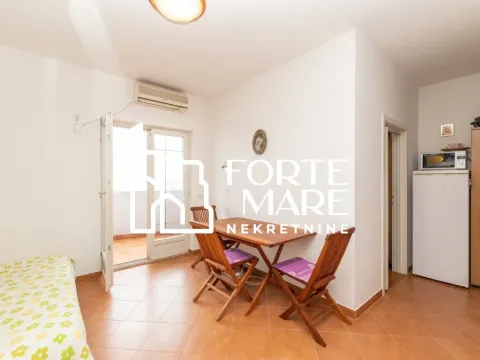 Prodaja, jednosoban stan, 32m², Igalo-Petlja, Herceg Novi - image 2