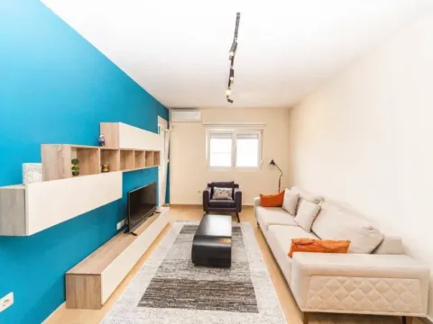 Rent, one bedroom apartment, 47m², City Kvart, Podgorica - image 1