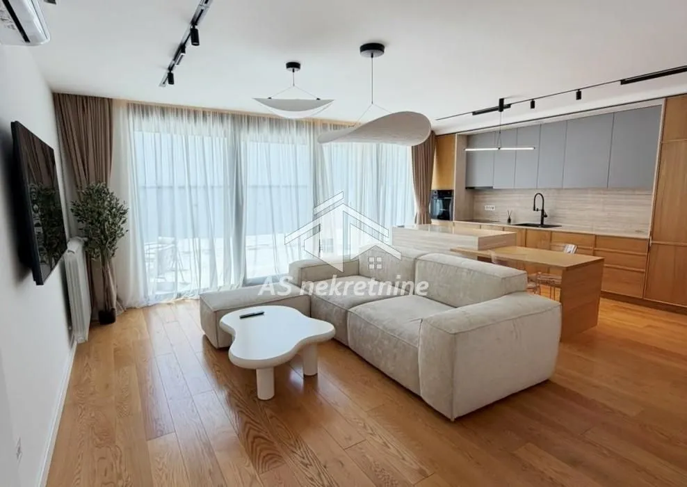 Rent, three bedroom apartment, 125m², Crveni Krst, Beograd
