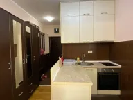 Izdavanje, garsonjera, 35m², Budva, Crna Gora - image 9