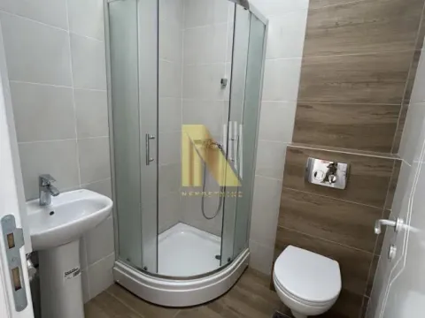 Izdavanje, poslovni prostor, 81m², Bulevar patrijarha Pavla, Novi Sad Sve Podlokacije - image 5