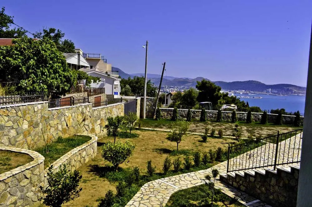 Sale, house, 600m², Šušanj, Bar