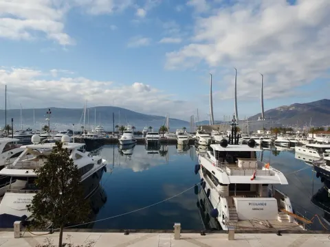Prodaja, dvosoban stan, 146m², Porto Montenegro, Tivat - image 12