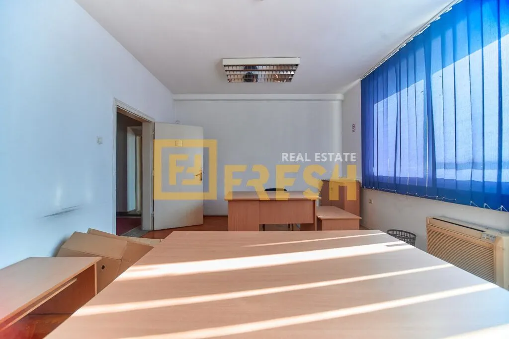 Rent, office space, 345m², Centar, Podgorica