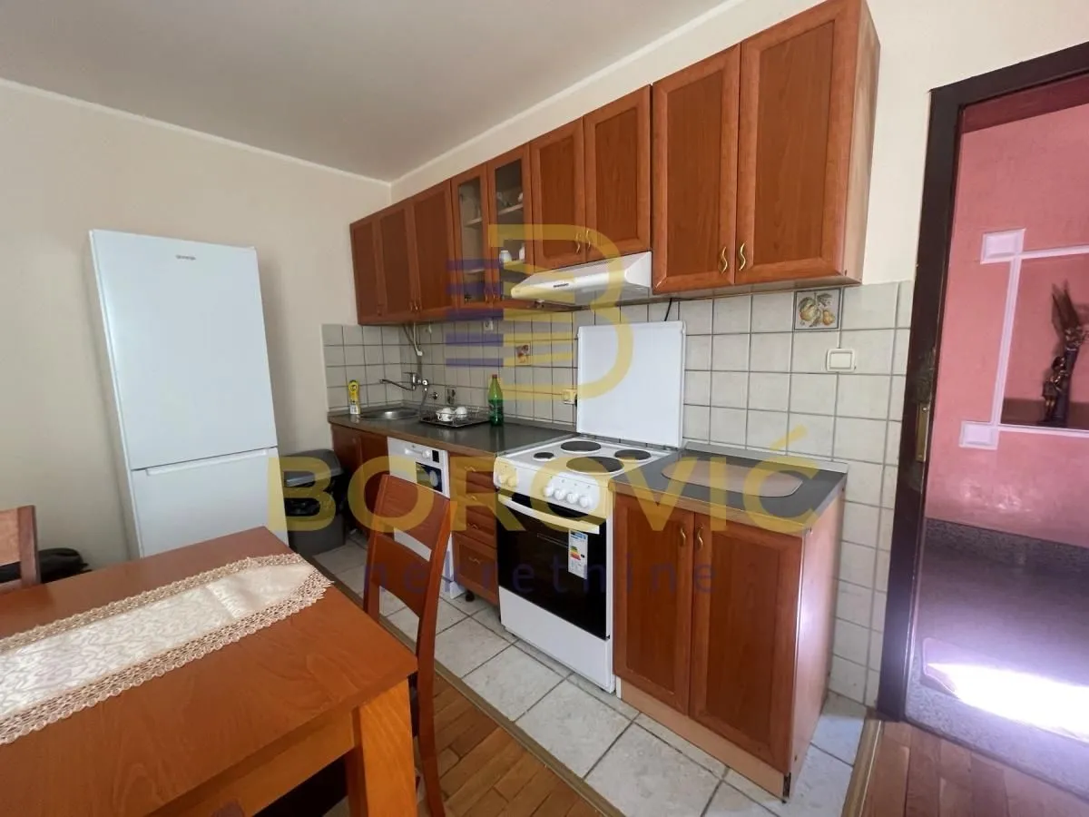 Rent, house, 80m², Surčin, Beograd