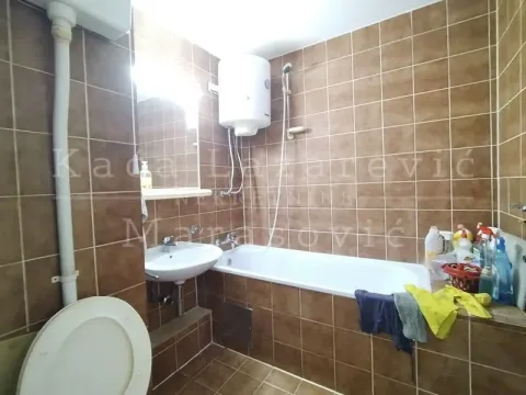 Prodaja, dvosoban stan, 68m², Bežanija, Beograd - image 14