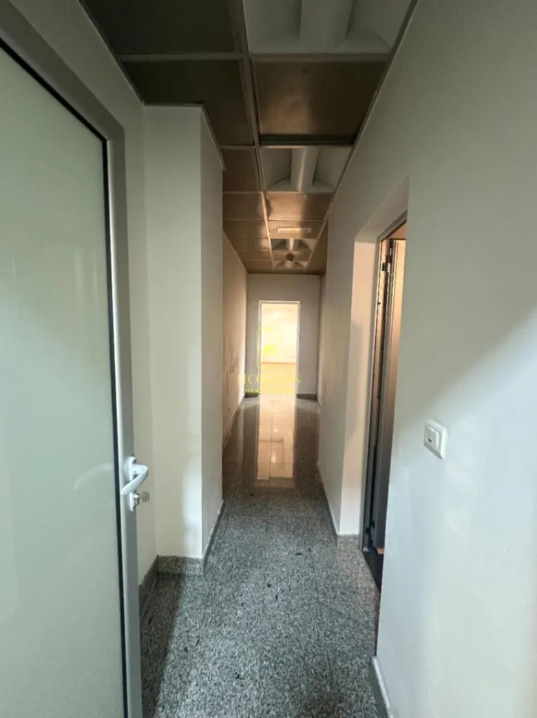 Rent, office space, 150m², Preko Morače, Podgorica