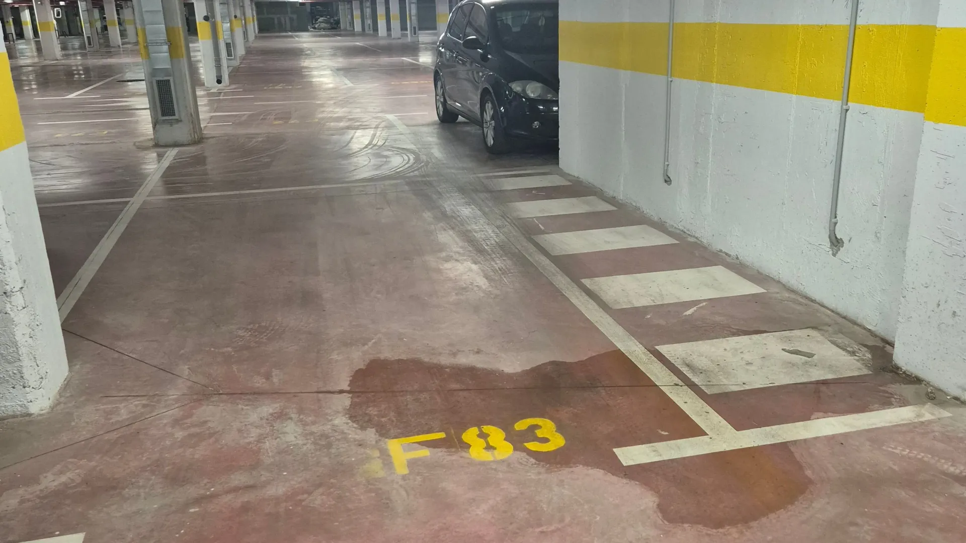 Rent, parking/garage, 18m², Central Point, Podgorica