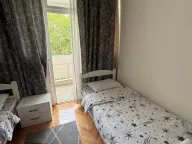 Izdavanje, dvosoban stan, 75m², Pejton, Podgorica - image 12