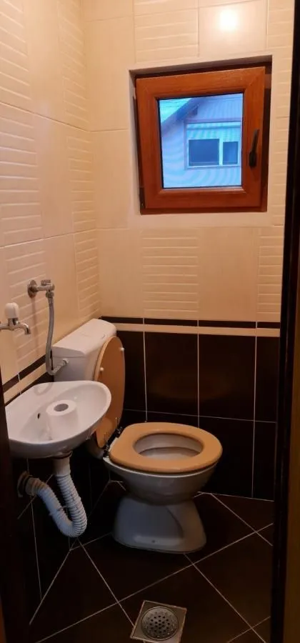 Prodaja, kuća, 165m², Sremska Kamenica, Petrovaradin