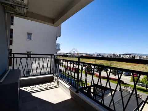 Rent, office space, 74m², Stari Aerodrom, Podgorica - image 11