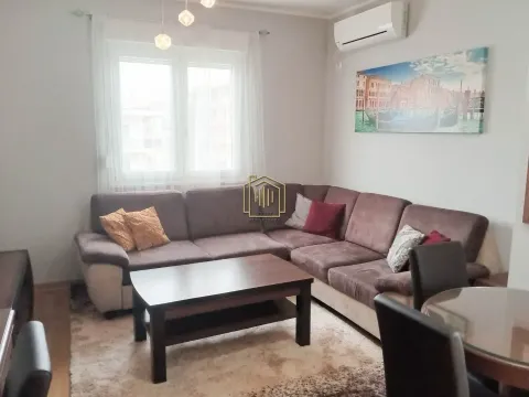 Izdavanje, jednosoban stan, 42m², City Kvart, Podgorica - image 5