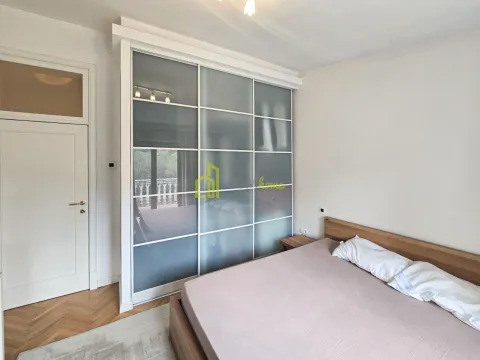 Izdavanje, trosoban stan, 122m², Gorica C, Podgorica - image 17