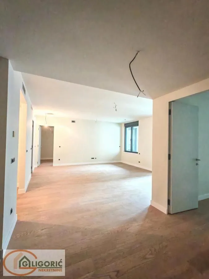 Rent, office space, 90m², Novi Beograd Sve Podlokacije, Beograd