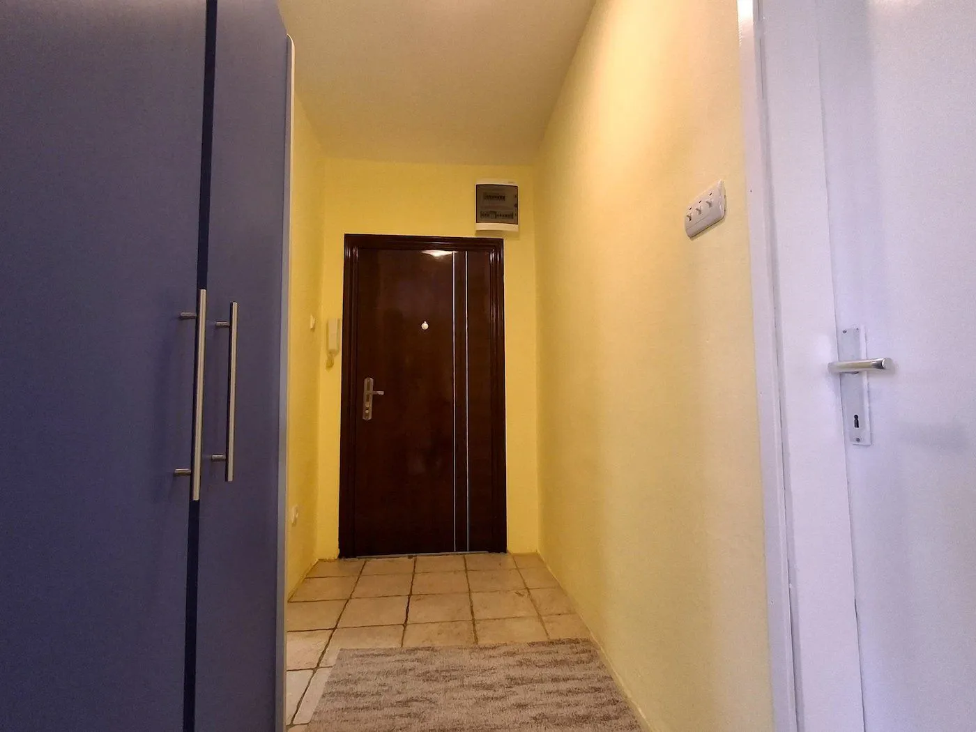 Izdavanje, jednosoban stan, 58m², Blok 6, Podgorica