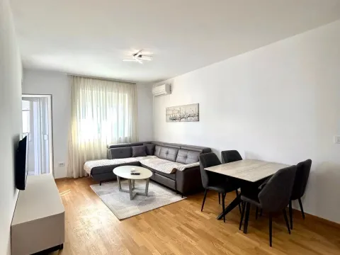 Rent, one bedroom apartment, 47m², Stari Aerodrom, Podgorica - image 3