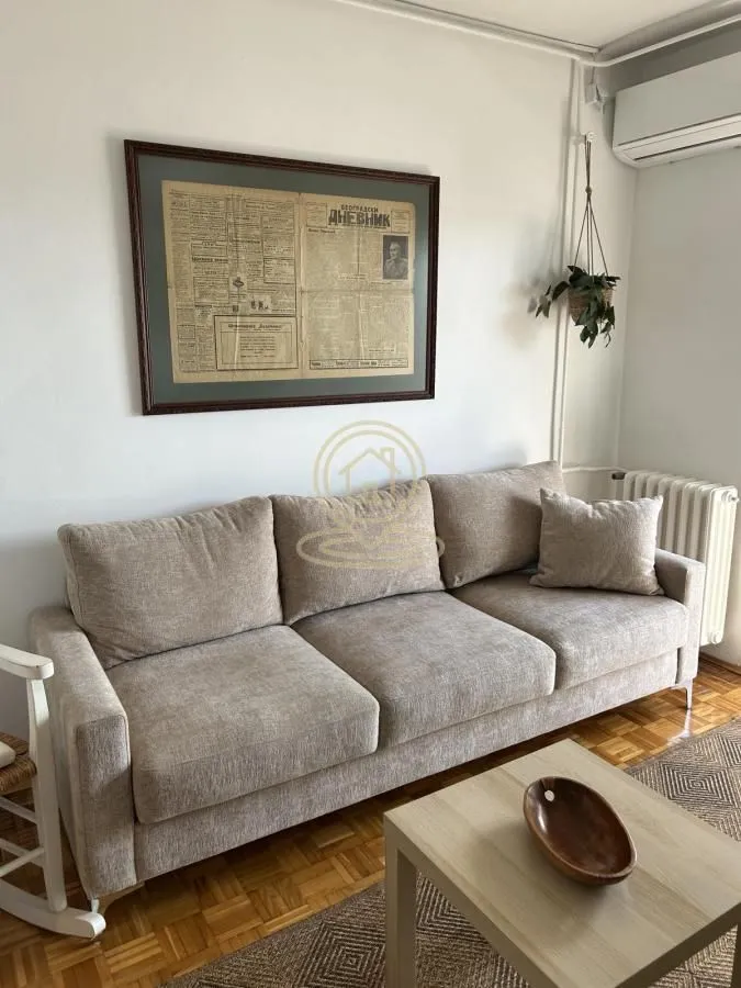 Rent, one bedroom apartment, 34m², Stari Grad, Beograd