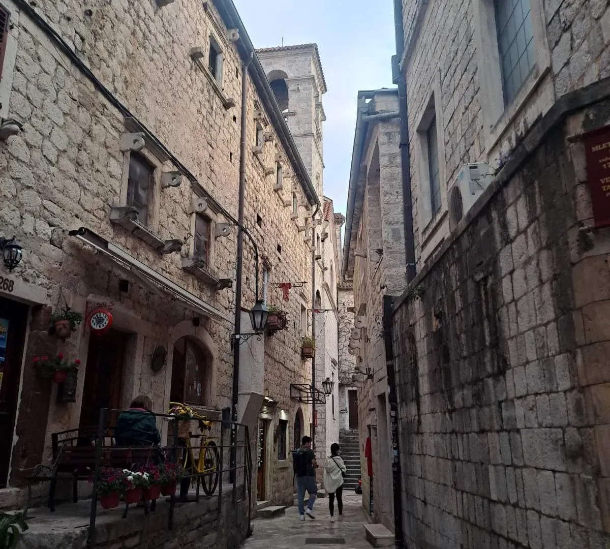 Prodaja, stan, 43m², Kotor, Crna Gora