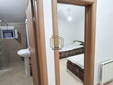 Izdavanje, dvosoban stan, 80m², Donja Gorica, Podgorica - image 10