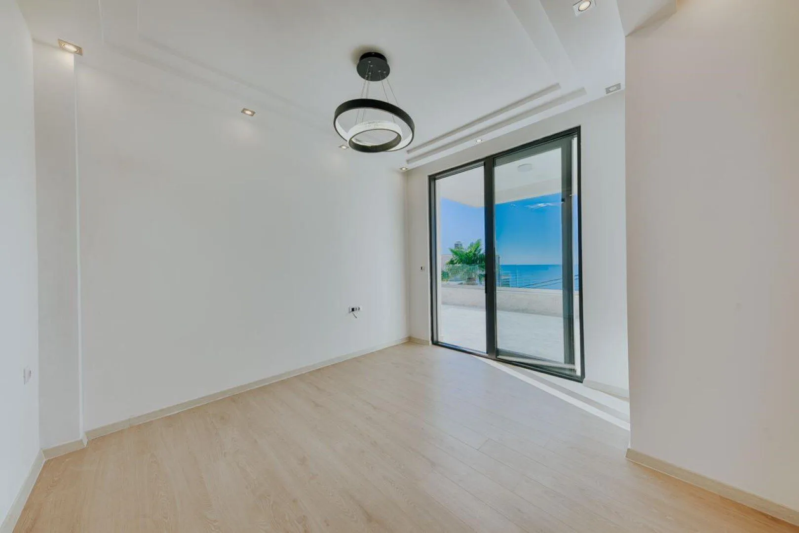 Sale, house, 365m², Utjeha, Bar