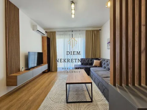 Rent, two bedroom apartment, 55m², Centar, Bar - image 7