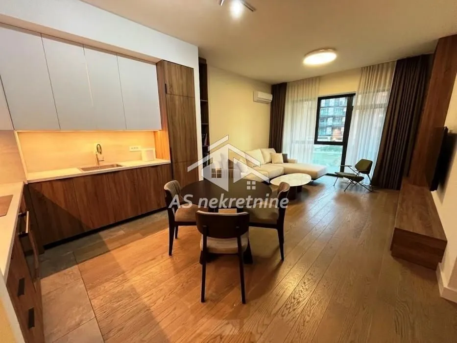 Rent, three bedroom apartment, 79m², Savski Venac, Beograd