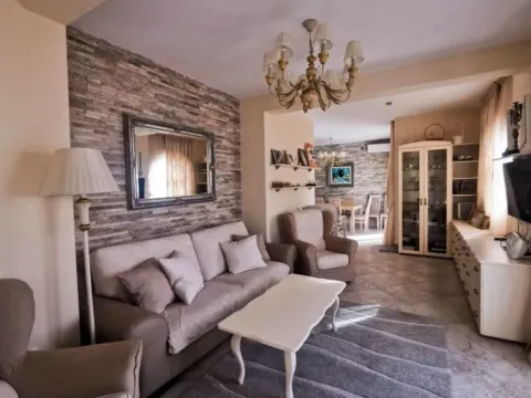 Prodaja, petosoban stan, 168m², Dobre Vode, Bar - image 12