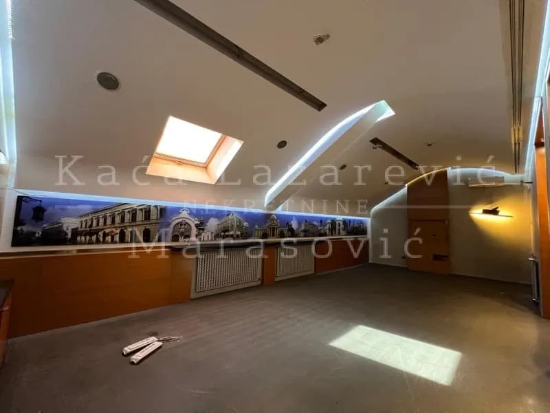 Sale, office space, 310m², Stari Grad, Beograd