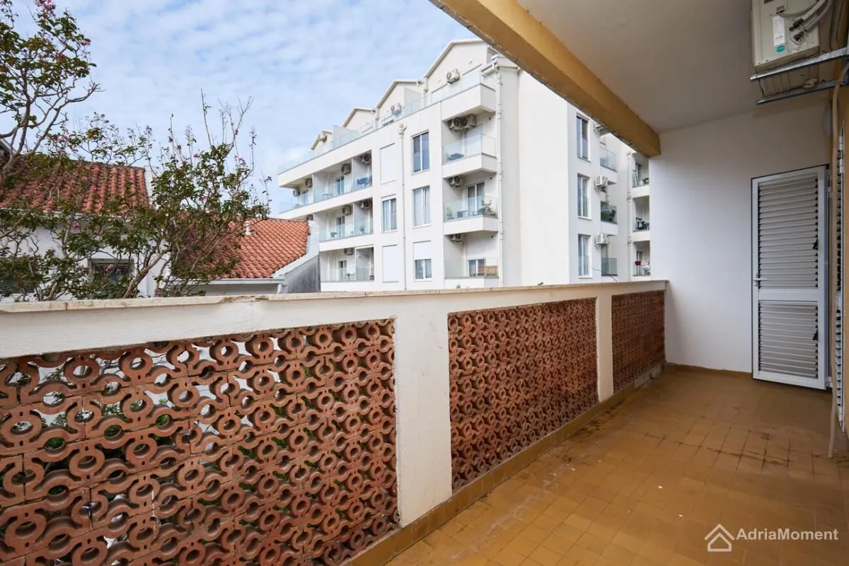 Sale, house, 110m², Centar, Budva