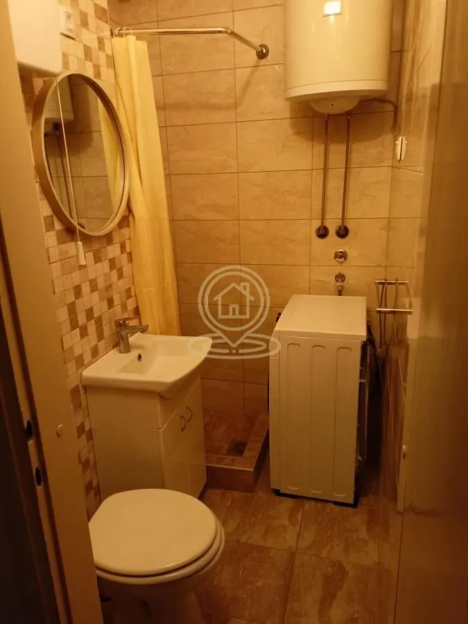 Izdavanje, jednosoban stan, 30m², Banatić, Novi Sad Sve Podlokacije