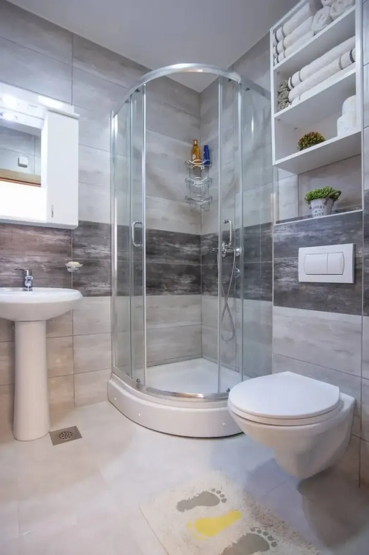 Rent, three bedroom apartment, 74m², Dubovica, Budva