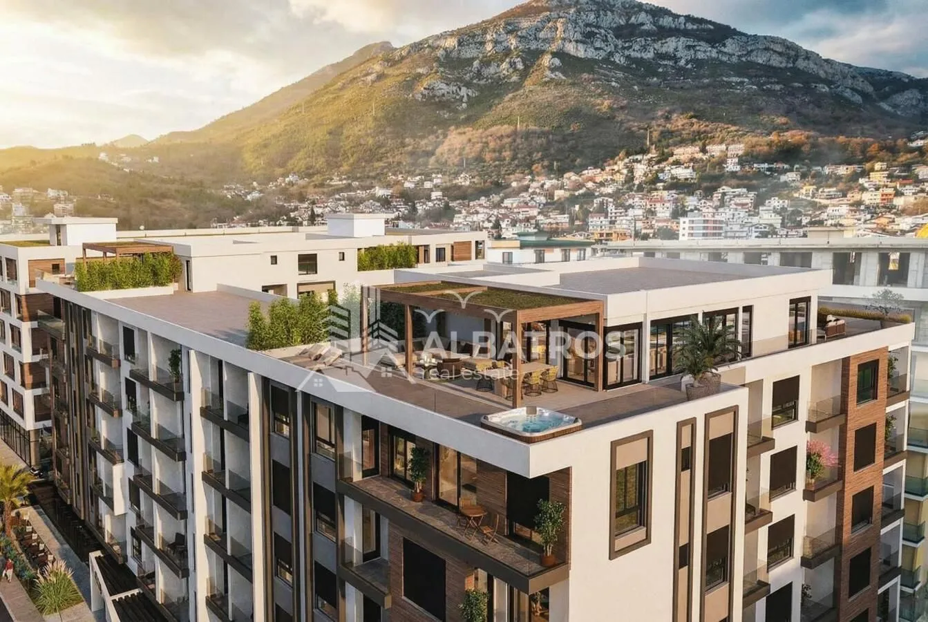 Prodaja, dvosoban stan, 3002m², Centar, Bar