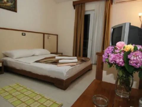 Sale, hospitality venue, 1630m², Stoliv, Kotor - image 5