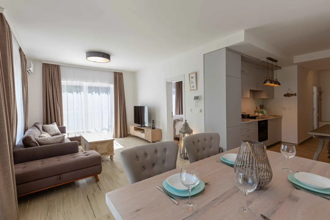 Sale, two bedroom apartment, 64m², Bečići, Budva