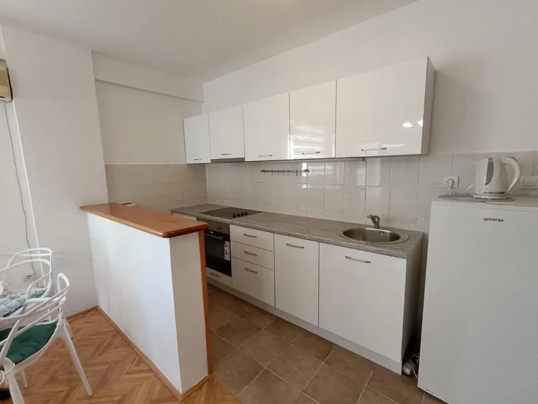 Rent, one bedroom apartment, 59m², Bar, Crna Gora