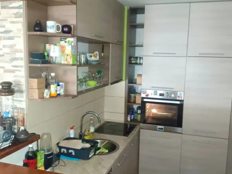 Izdavanje, dvosoban stan, 65m², Stari Aerodrom, Podgorica - image 15