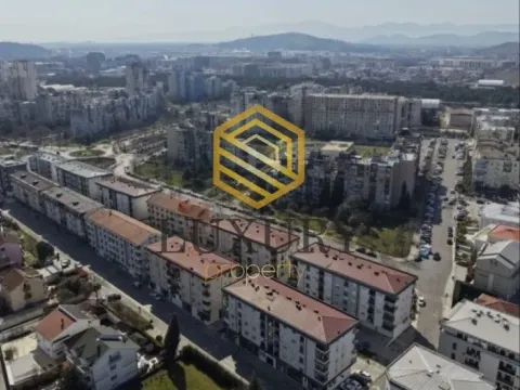 Izdavanje, poslovni prostor, 205m², Dalmatinska ulica, Podgorica - image 2