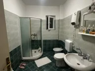 Rent, three bedroom apartment, 100m², Tivat, Crna Gora - image 2