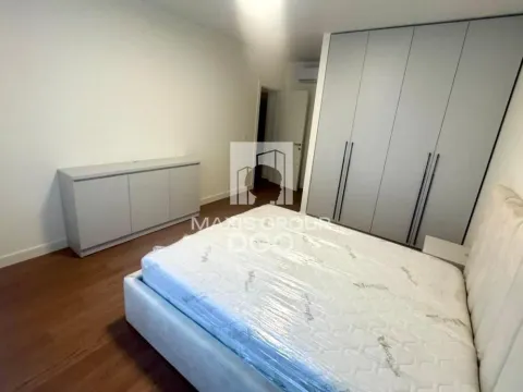 Izdavanje, četvorosoban stan, 117m², Savski Venac, Beograd - image 20