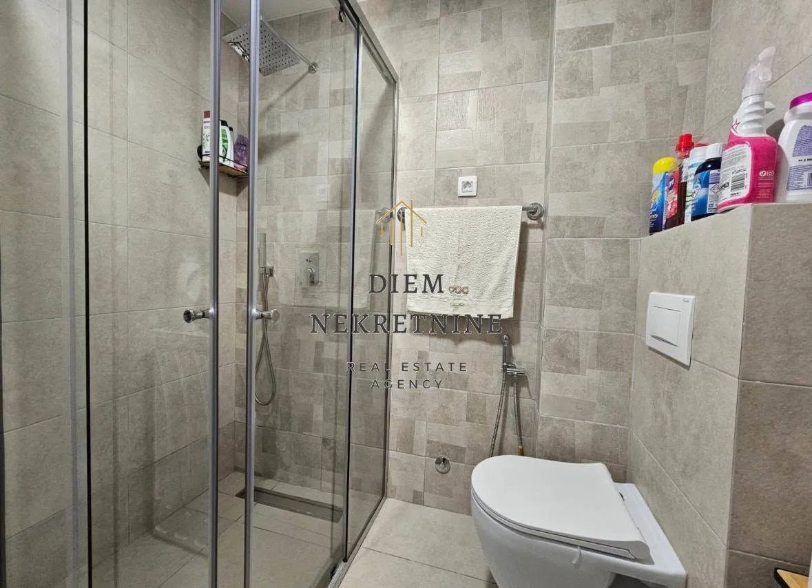 Prodaja, jednosoban stan, 48m², Ilino, Bar