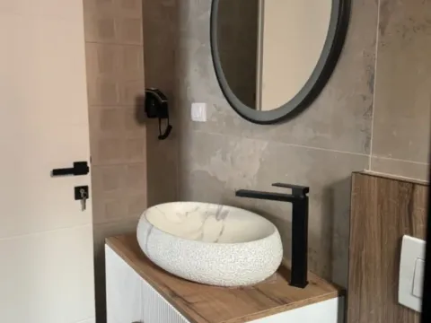 Prodaja, jednosoban stan, 45m², Velika Plaža, Ulcinj - image 2