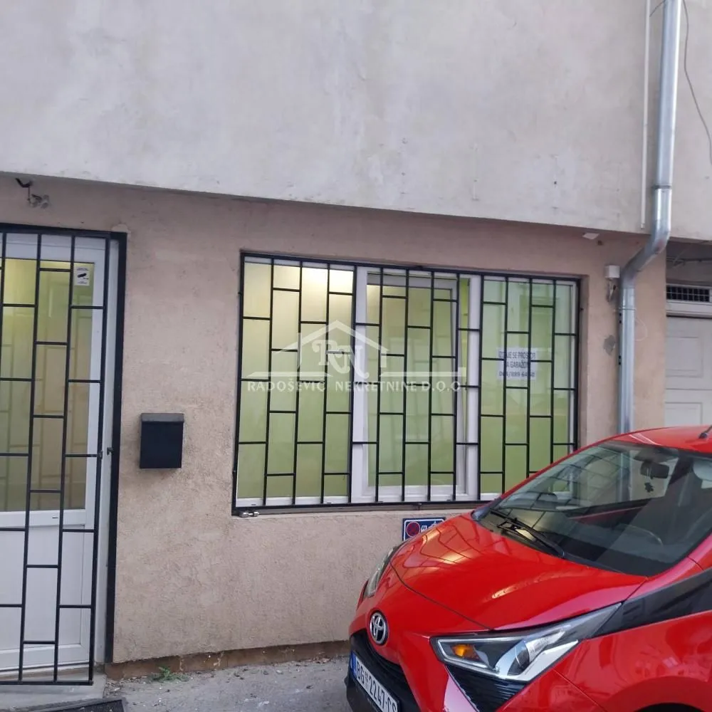 Rent, office space, 51m², Čukarička Padina, Beograd