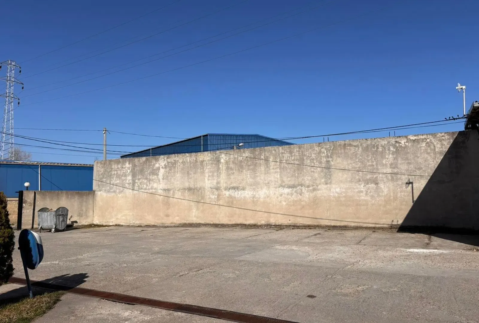 Izdavanje, poslovni prostor, 90m², Krnjaca, Palilula Sve Podlokacije