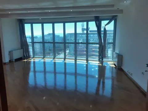 Izdavanje, poslovni prostor, 200m², Preko Morače, Podgorica - image 1