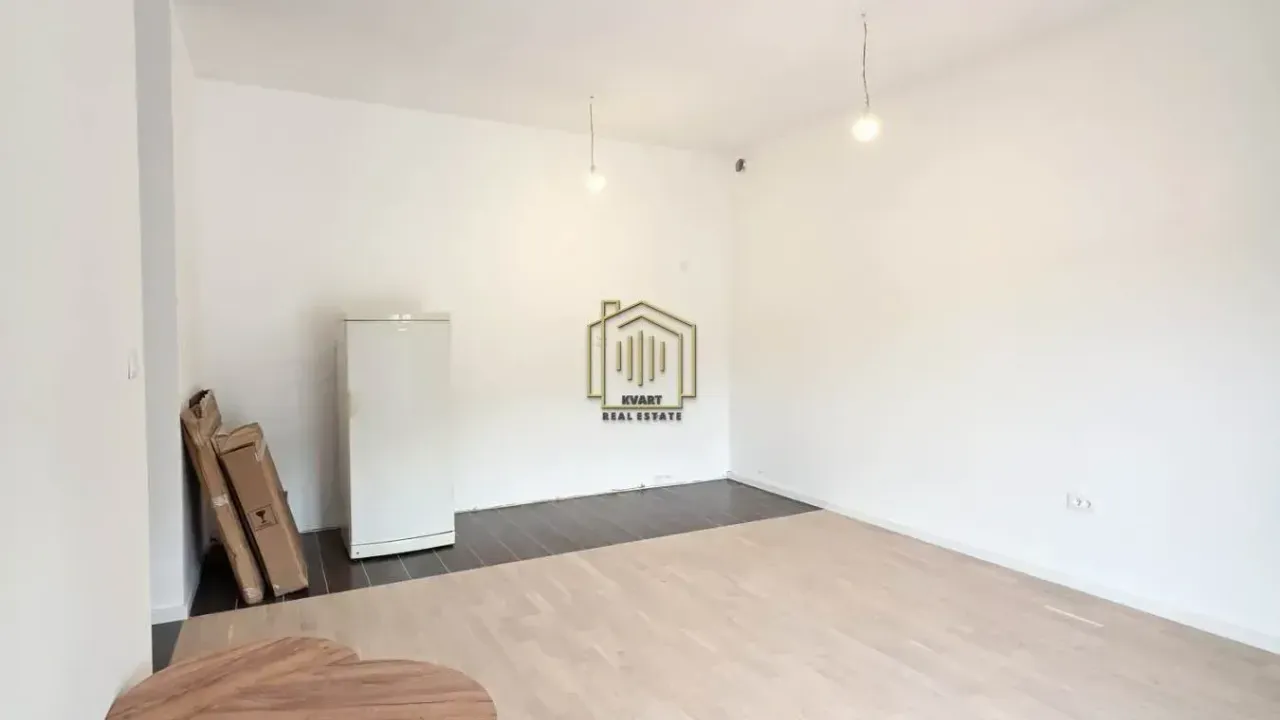 Izdavanje, jednosoban stan, 39m², Tološi, Podgorica