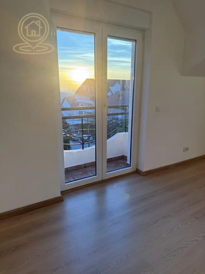 Rent, office space, 64m², Čukarica, Beograd