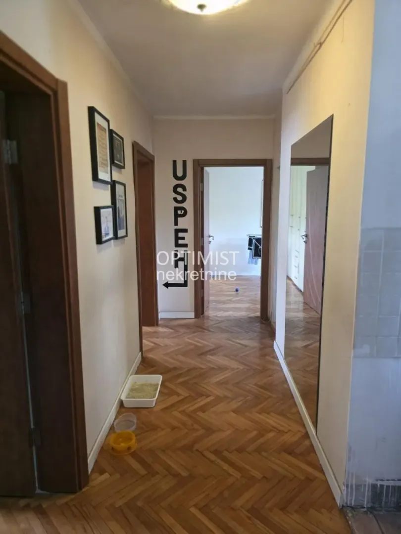 Prodaja, trosoban stan, 73m², Novi Beograd Sve Podlokacije, Beograd