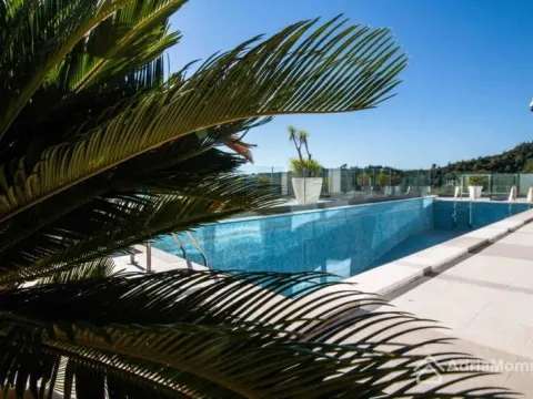 Sale, house, 331m², Centar, Budva - image 2