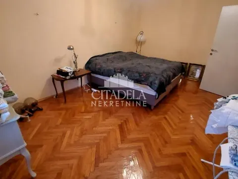 Prodaja, dvosoban stan, 79m², Vračar Centar, Vračar Sve Podlokacije - image 3