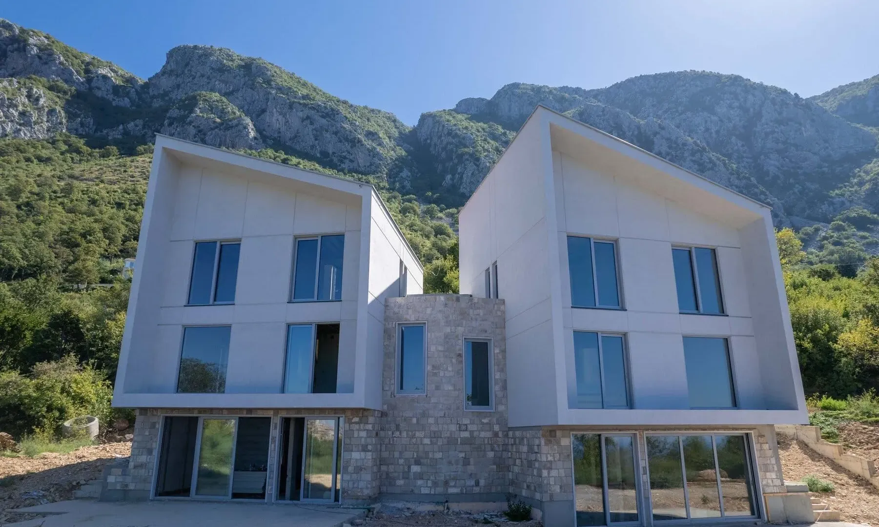 Sale, house, 400m², Tudorovići, Budva